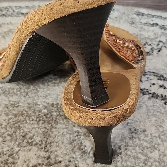 Rialto Beaded Sandal - Picture 3 of 6